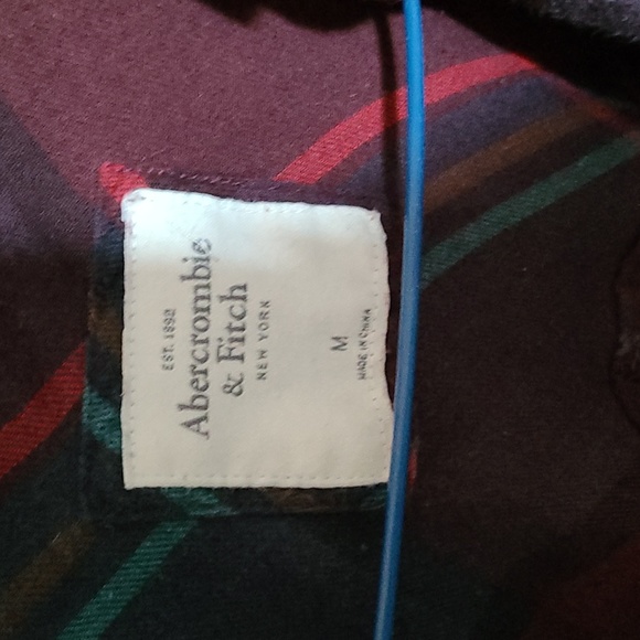Abercrombie & Fitch size M plaid shirt - Picture 2 of 3